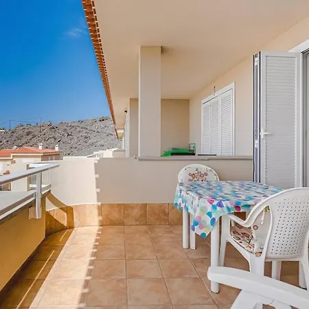 Amazing With Sea Views And Ac, Pa06 Apartment