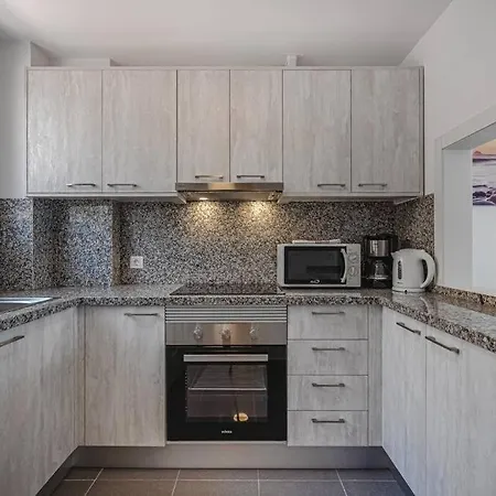 Apartment Amazing With Sea Views And Ac, Pa06 *